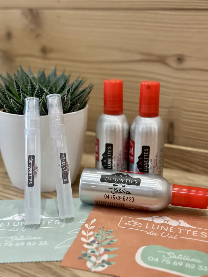 spray nettoyants lunettes opticien
