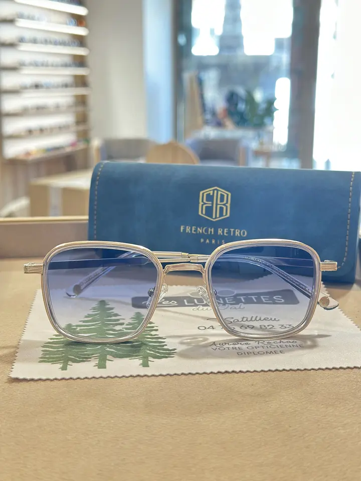 large choix de lunettes opticien satillieu 
